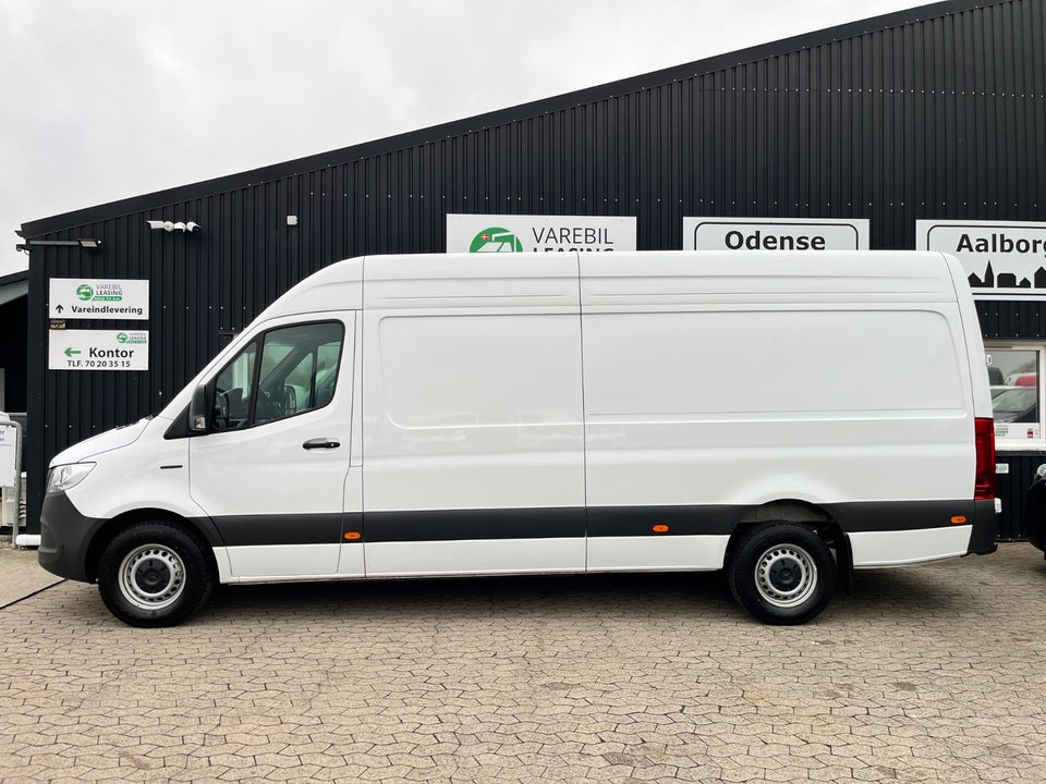 Mercedes eSprinter 420 113 A3 Kassevogn SELECT