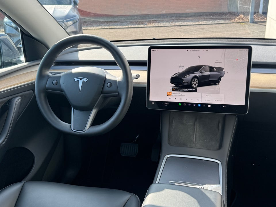 Tesla Model Y Long Range AWD 5d