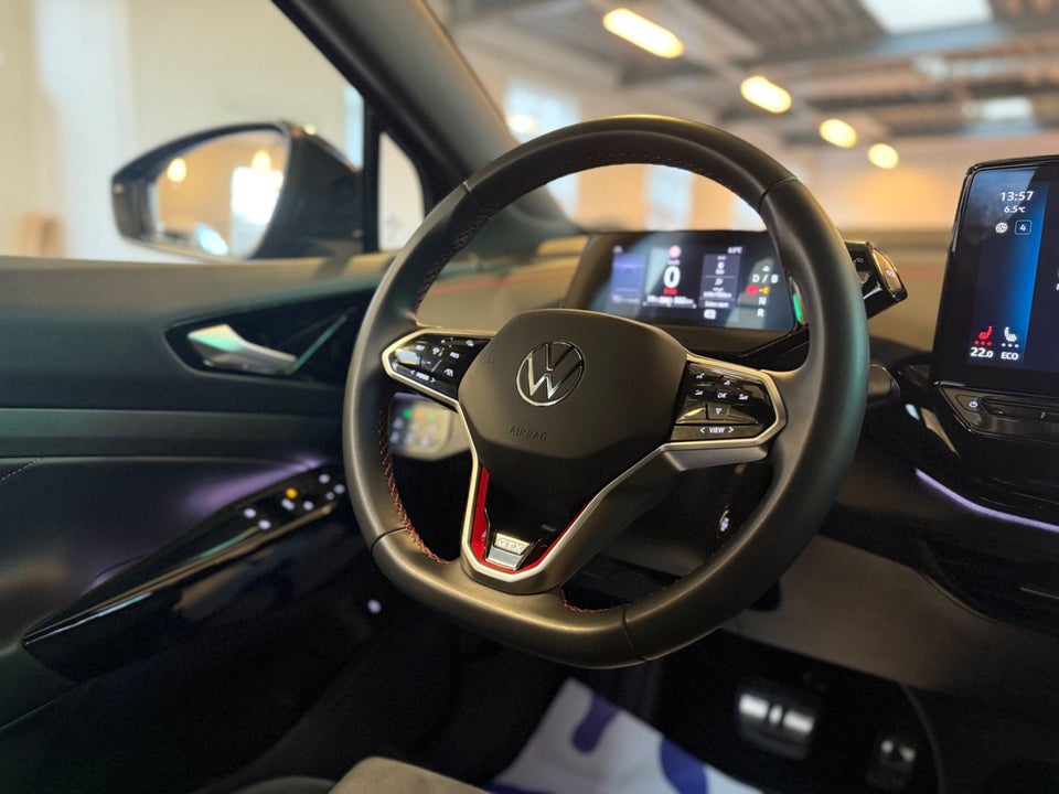 VW ID.5 77 GTX 75 Years Edition 4Motion 5d