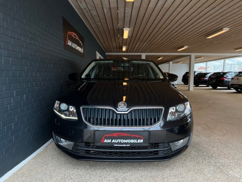 Skoda Octavia 1,8 TSi 180 Elegance DSG 5d