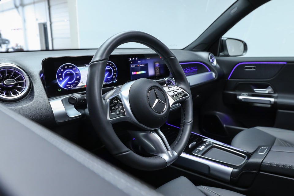 Mercedes EQB350 Progressive Advance Plus 4Matic 5d