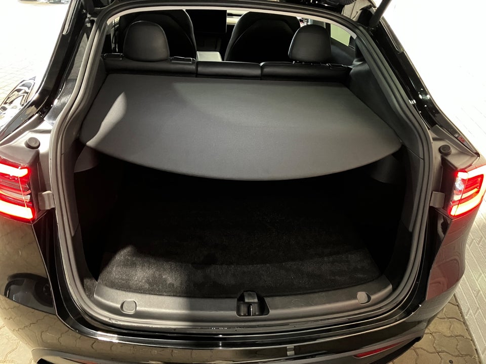 Tesla Model Y RWD 5d