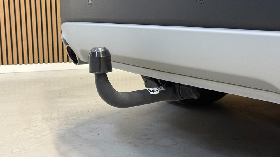 Ford Kuga 2,5 PHEV Titanium X CVT 5d