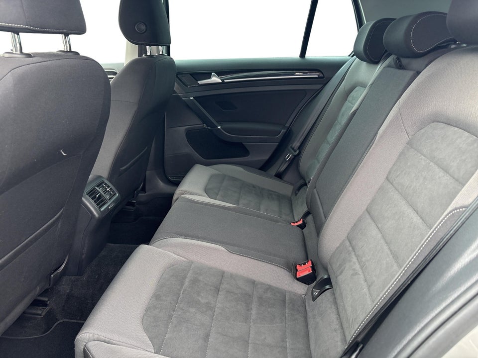 VW Golf VII 1,5 TSi 150 Highline DSG 5d