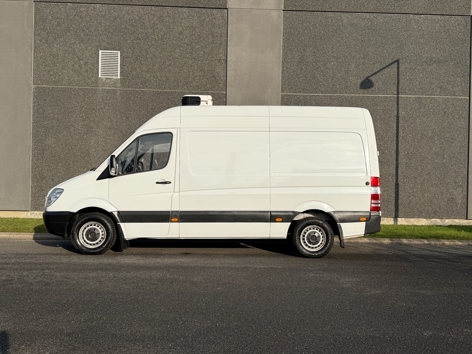 Mercedes Sprinter 316 2,2 CDi R2 Kassevogn 5d