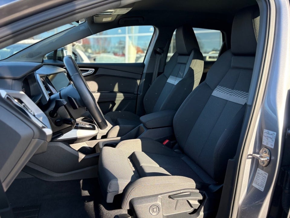 Audi Q4 e-tron 40 Advanced 5d