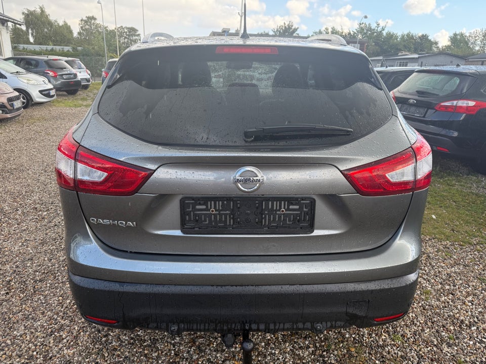 Nissan Qashqai 1,2 Dig-T 115 Tekna 5d