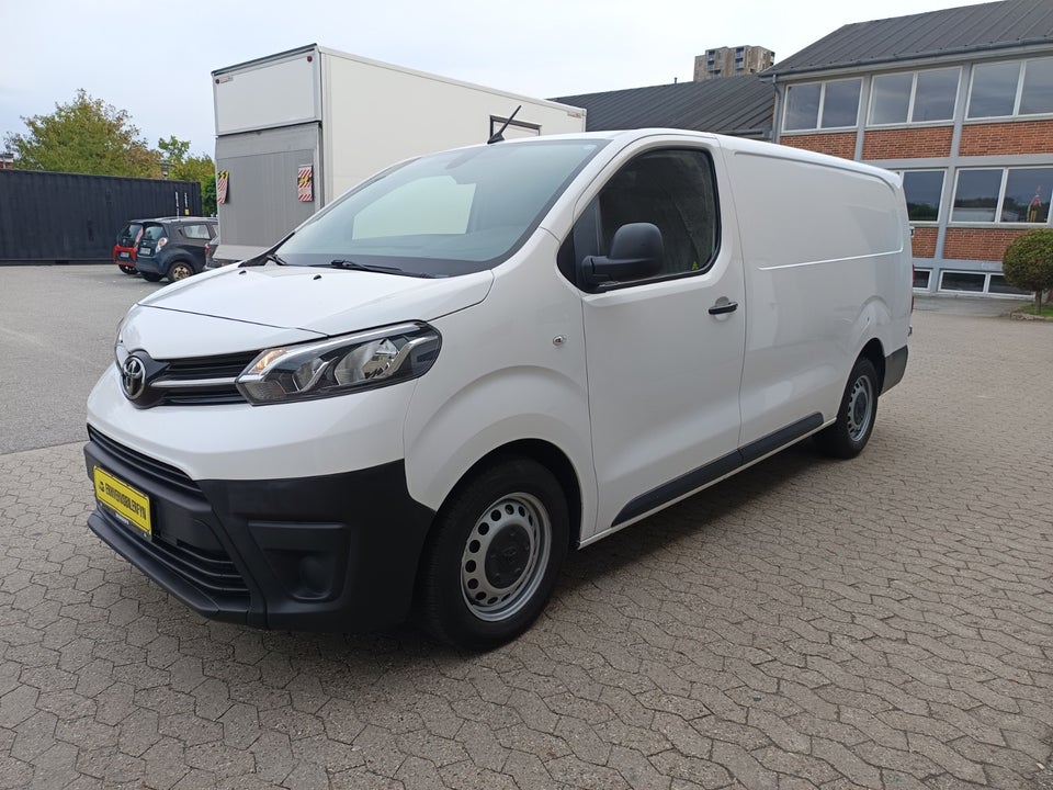 Toyota ProAce 2,0 D 120 Long Comfort 5d