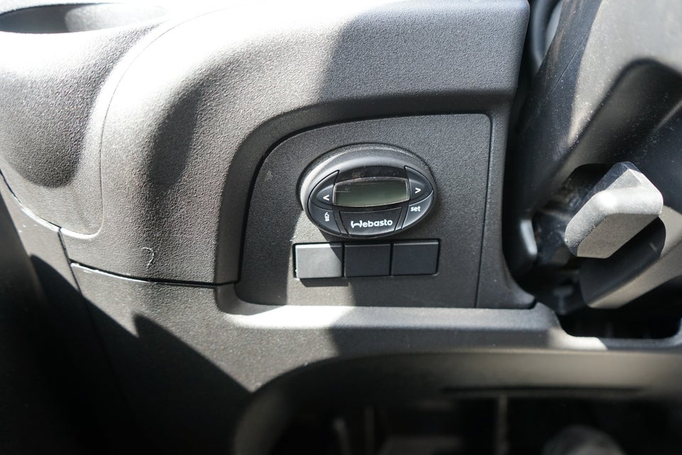 Iveco Daily 2,3 35S14 Alukasse m/lift AG8 2d