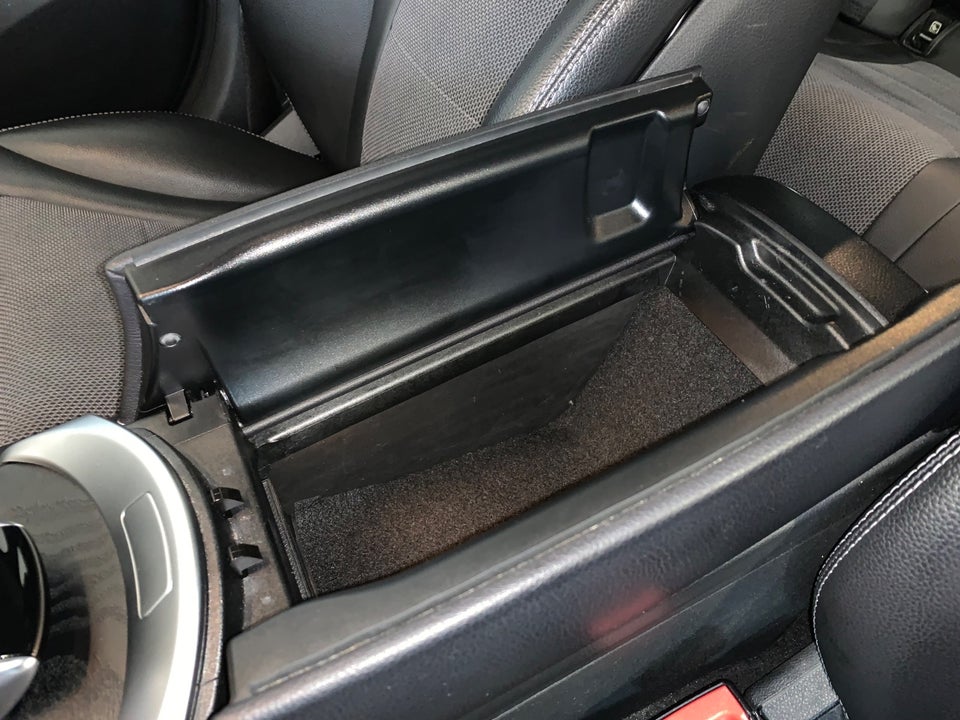 Mercedes C220 d 2,0 Avantgarde stc. aut. 5d