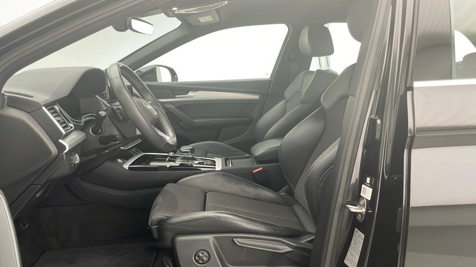 Audi Q5 55 TFSi e S-line quattro S-tr. 5d