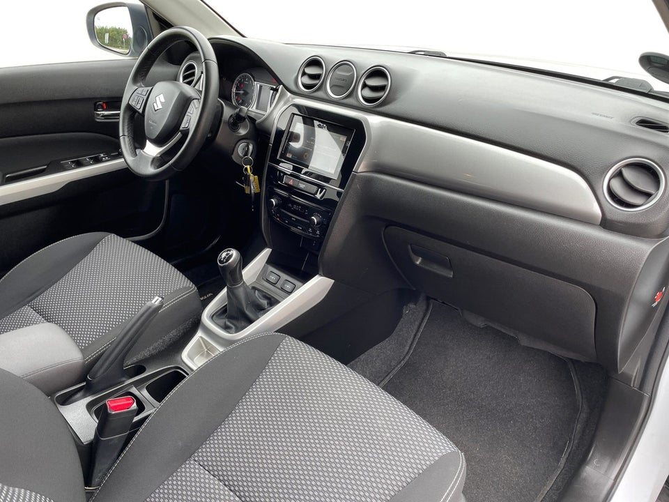 Suzuki Vitara 1,6 Active 5d