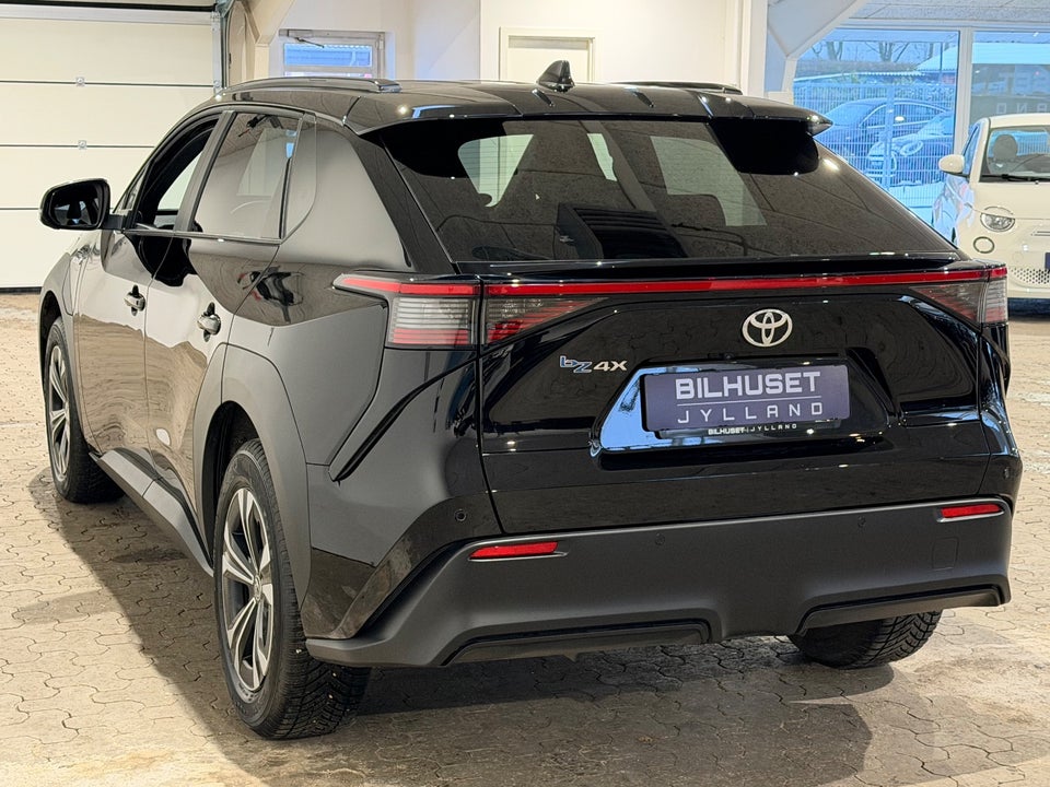 Toyota bZ4X Active 5d