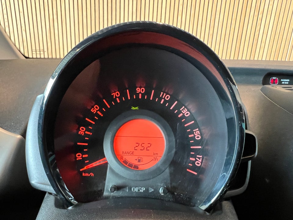 Citroën C1 1,2 PureTech Feel+ 5d