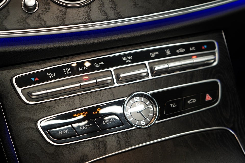 Mercedes E300 de 2,0 AMG Line aut. 4d