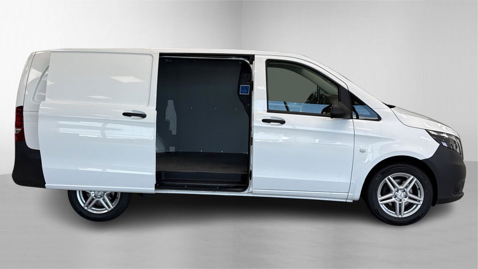 Mercedes Vito 114 2,0 CDi Kassevogn aut. L RWD