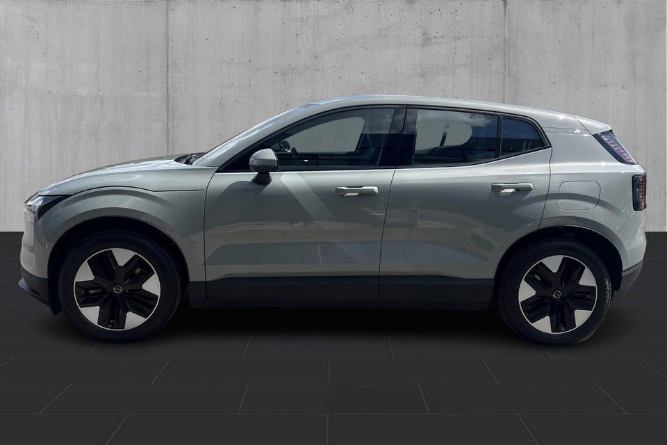 Volvo EX30 Extended Range Core 5d