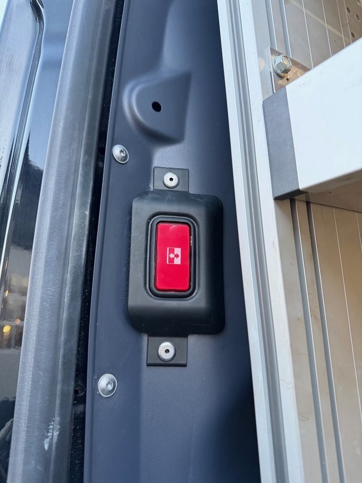 Mercedes Sprinter 317 2,0 CDi A2 Kassevogn aut. RWD