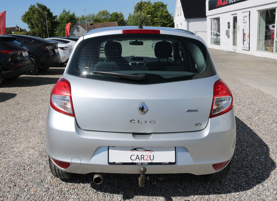 Renault Clio III 1,5 dCi 75 Authentique 5d