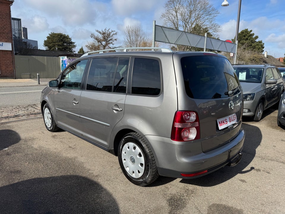 VW Touran 1,4 TSi 140 Highline DSG 5d