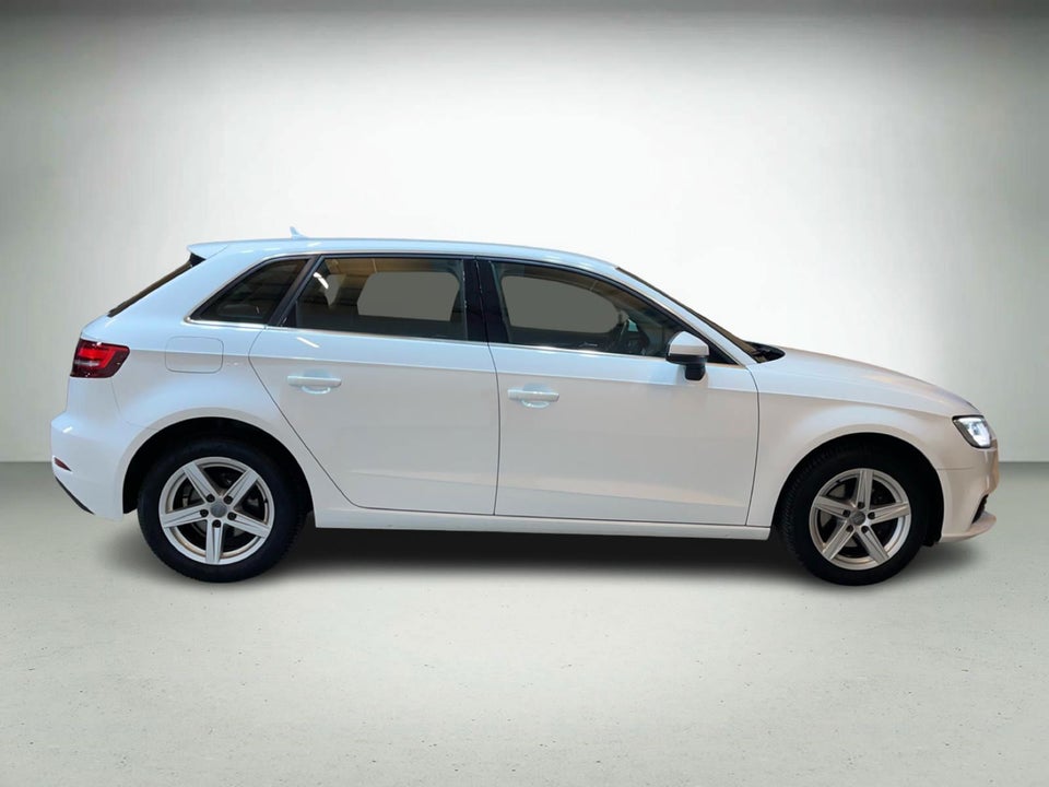 Audi A3 1,0 TFSi 116 Sportback 5d