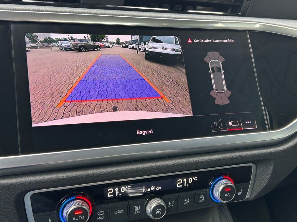 Audi Q3 45 TFSi e Attitude plus S-tr. 5d