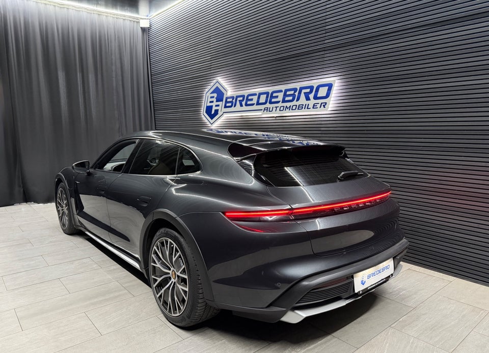 Porsche Taycan 4 Performance+ Cross Turismo 5d