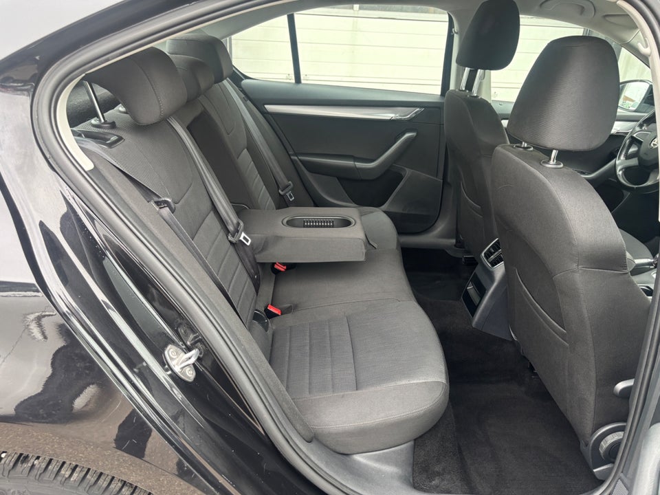 Skoda Octavia 1,2 TSi 105 Elegance 5d