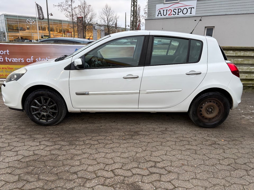 Renault Clio III 1,5 dCi 75 Expression 5d