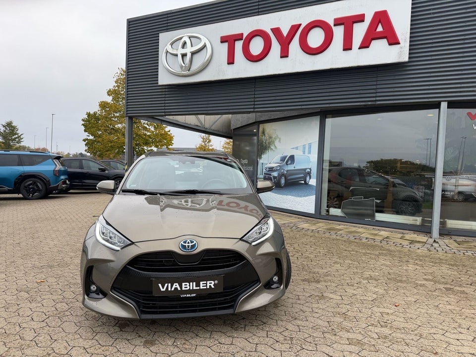 Toyota Yaris 1,5 Hybrid Active Tech+ e-CVT 5d