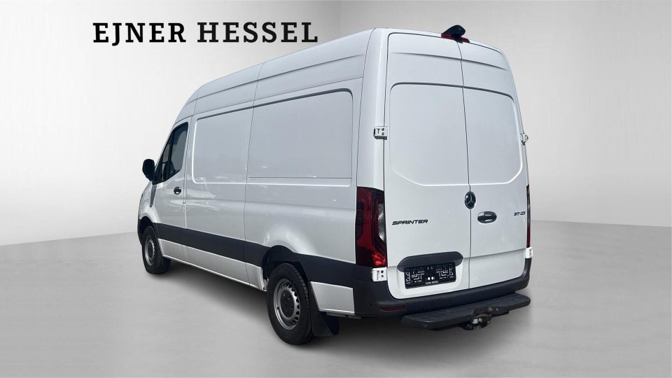 Mercedes Sprinter 317 2,0 CDi A2 Kassevogn aut. RWD