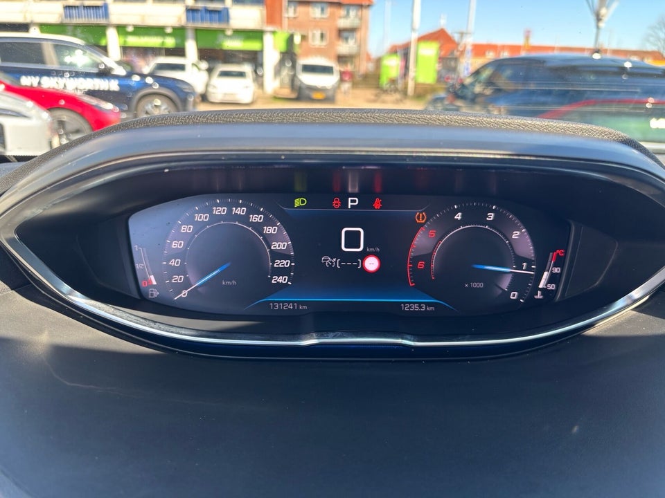 Peugeot 5008 1,5 BlueHDi 130 Active EAT8 7prs 5d