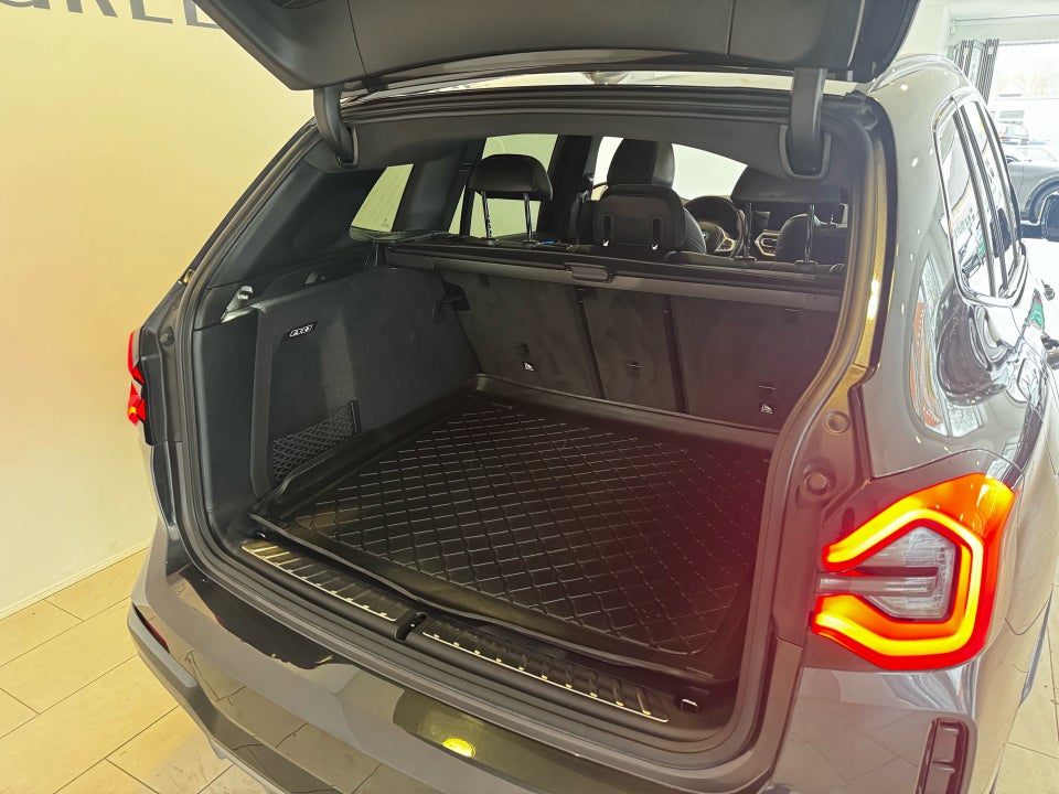 BMW iX3 Charged Plus M-Sport 5d