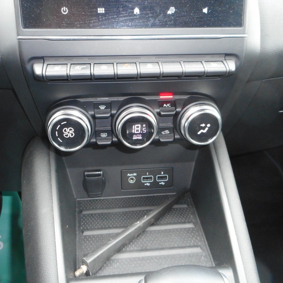 Renault Captur 1,3 TCe 140 Intens EDC 5d