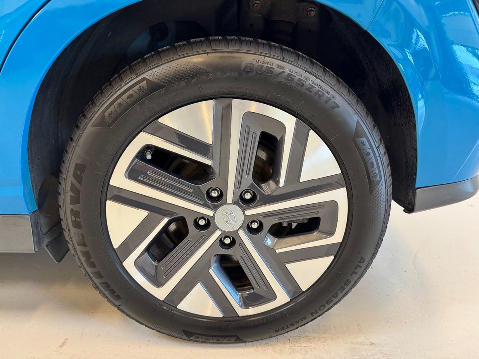 Hyundai Kona 64 EV Business 5d