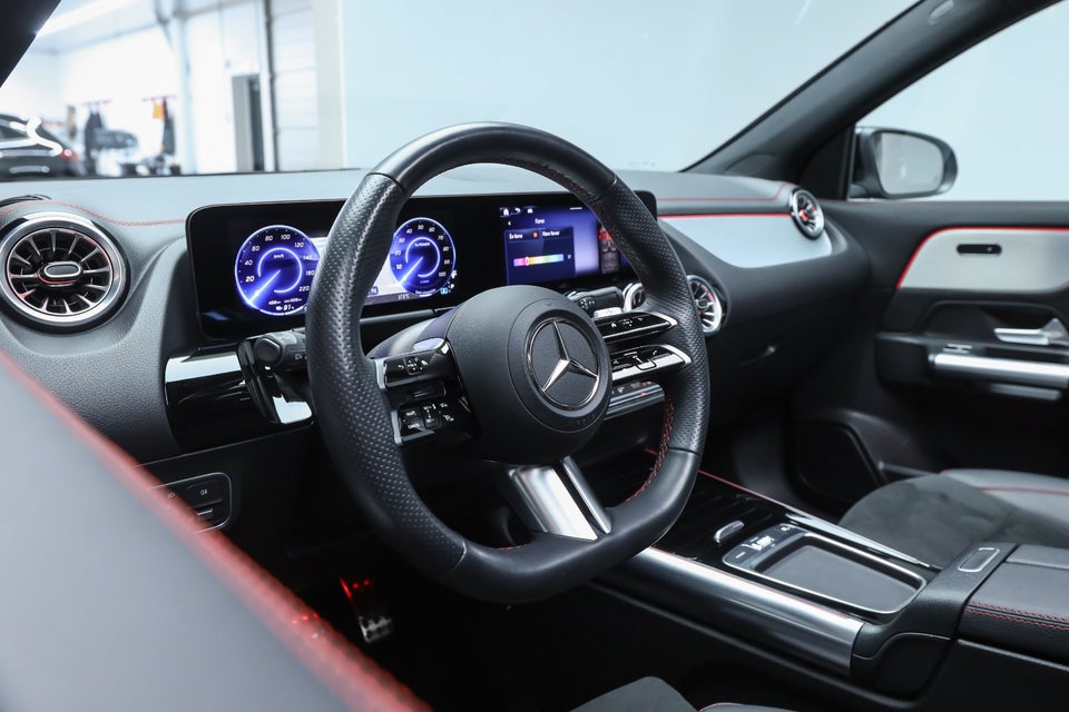 Mercedes EQA250+ AMG Advance 5d