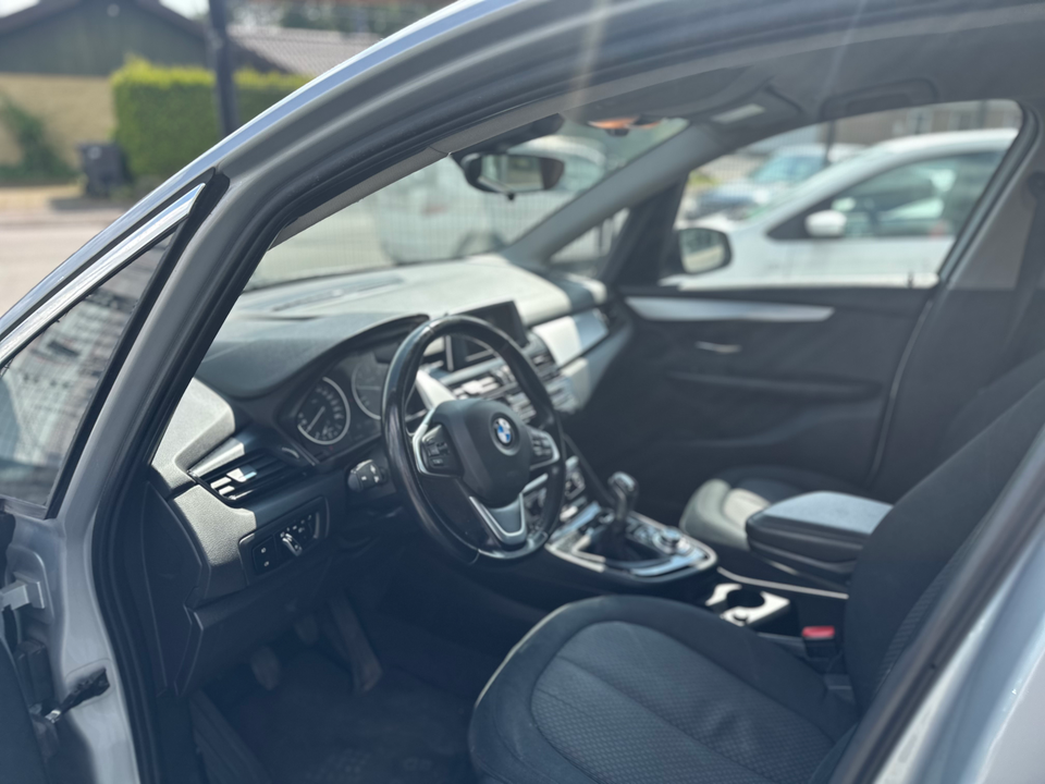 BMW 218d 2,0 Active Tourer 5d