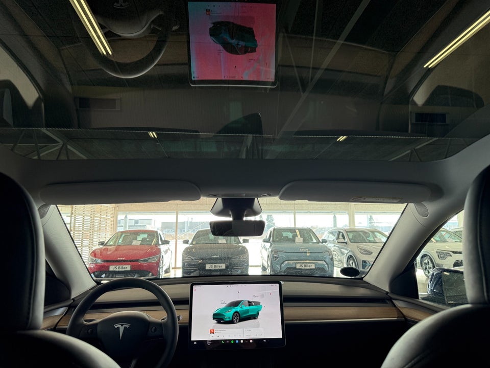 Tesla Model Y RWD 5d