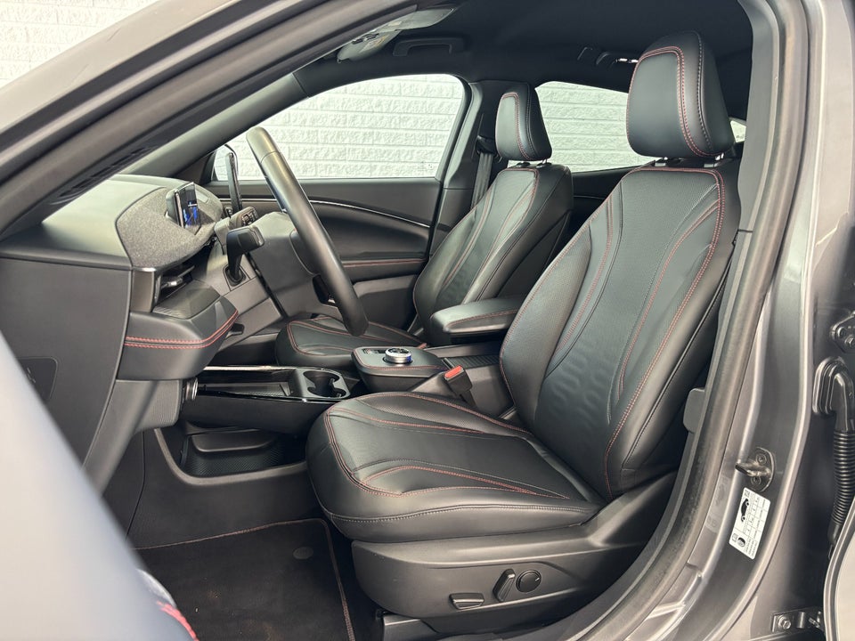 Ford Mustang Mach-E 88 Premium Extended Range 5d