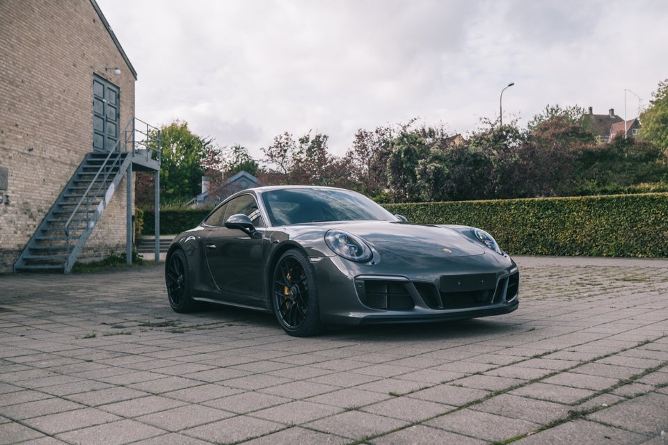 Porsche 911 Carrera GTS 3,0 Coupé 2d