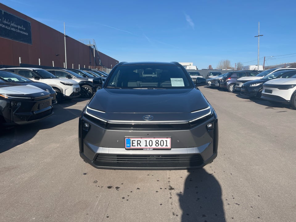 Toyota bZ4X 73 Executive 5d