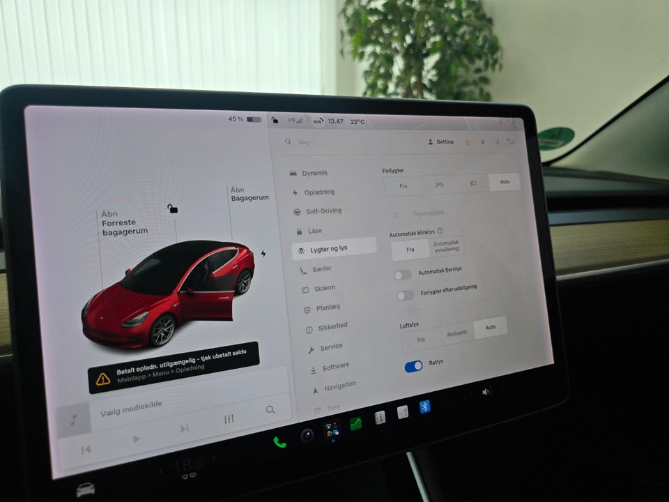 Tesla Model 3 Standard Range+ RWD 4d