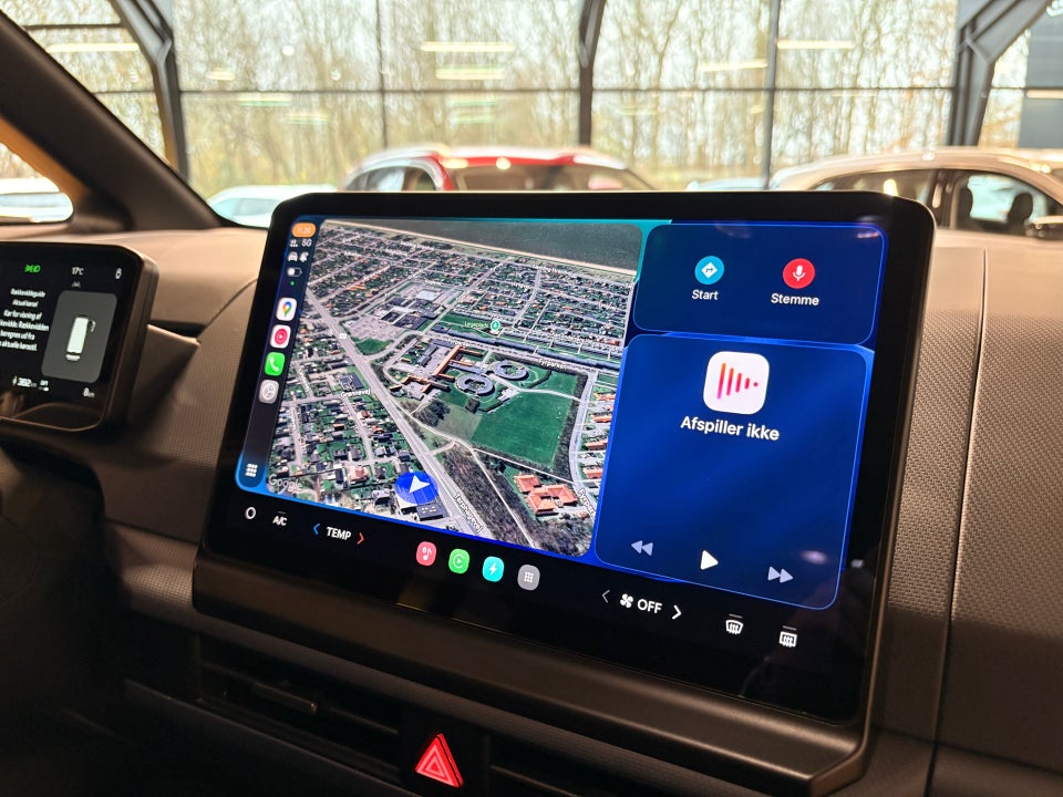 Kia PV5 71 Long Range Upgrade 5d