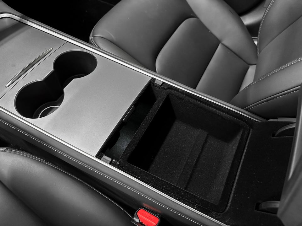 Tesla Model 3 Standard Range+ RWD 4d