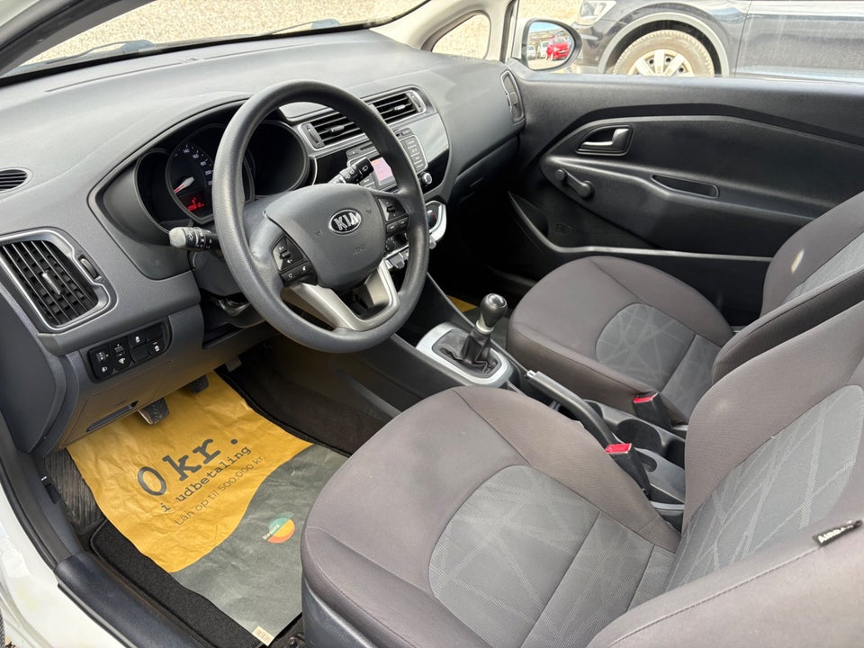 Kia Rio 1,2 CVVT Base 3d
