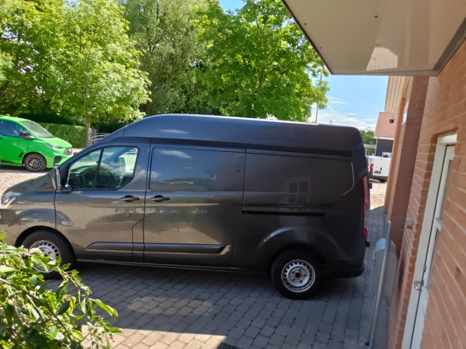 Ford Transit Custom 300 L2 2,0 TDCi 170 Trend