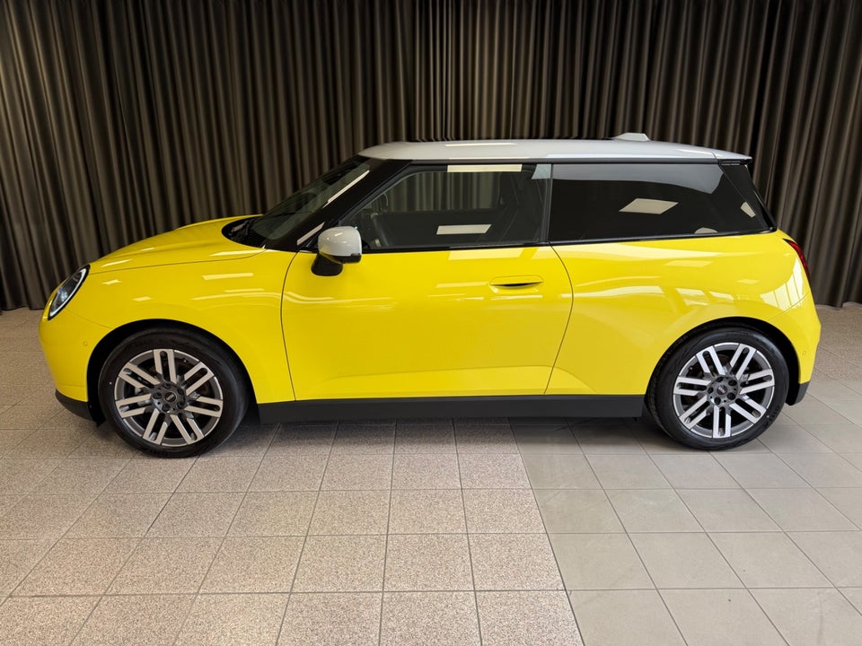 MINI Cooper SE Classic Trim XL 3d