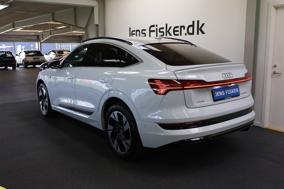 Audi e-tron 55 S-line Sportback quattro 5d