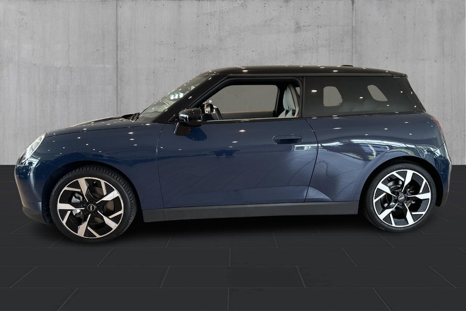 MINI Cooper SE Classic Trim M 3d