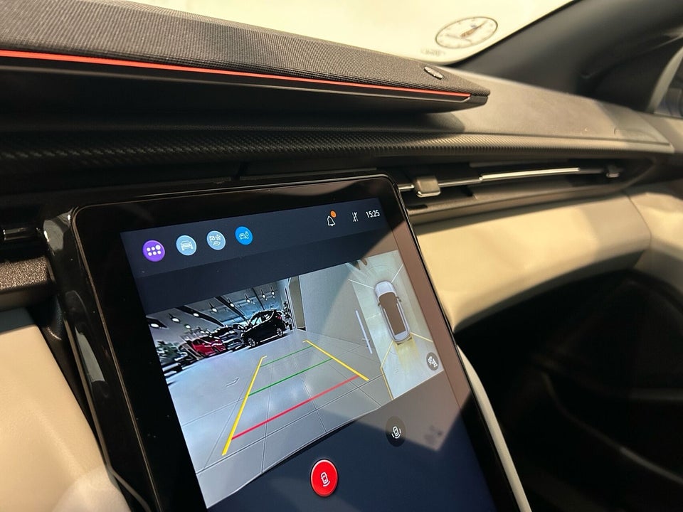 Ford Explorer 77 Premium Extended Range 5d